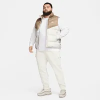 Nike Storm-FIT Windrunner Men's Insulated Vest. Nike.com