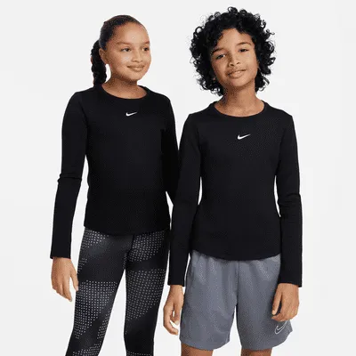 Nike One Big Kids' Therma-FIT Long-Sleeve Training Top. Nike.com