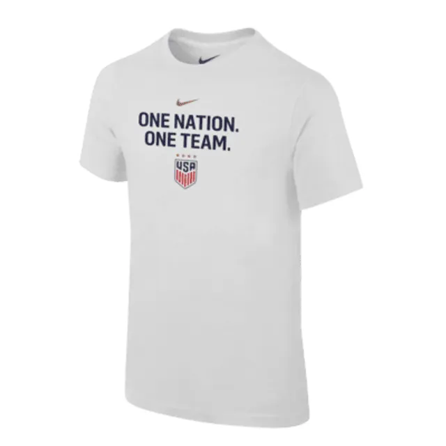 Nike Swoosh Big Kids' (Boys') Soccer Long-Sleeve T-Shirt