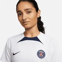 Paris Saint-Germain Strike Women's Nike Dri-FIT Short-Sleeve Soccer Top. Nike.com