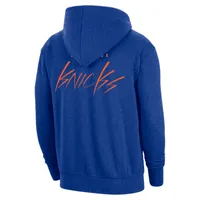 New York Knicks Courtside Men's Nike NBA Pullover Fleece Hoodie. Nike.com