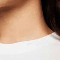 Nike Sportswear Essential Women's Crop T-Shirt. Nike.com