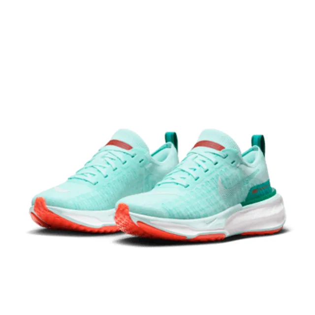 Women's Nike Invincible Run 3 – Athletic Annex