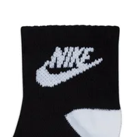 Nike Gripper Socks Box Set (3 Pairs) Baby (12-24M)/Toddler Socks. Nike.com