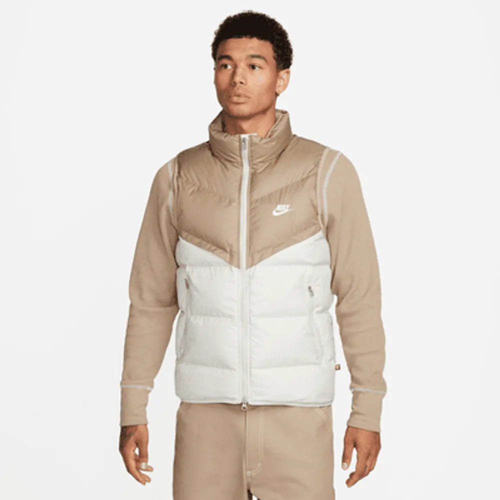 Nike Storm-FIT Windrunner Men's Insulated Vest. Nike.com