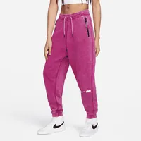 Naomi Osaka Women's Fleece Joggers. Nike.com