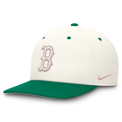 Boston Red Sox Sail Pro Men's Nike Dri-FIT MLB Adjustable Hat. Nike.com