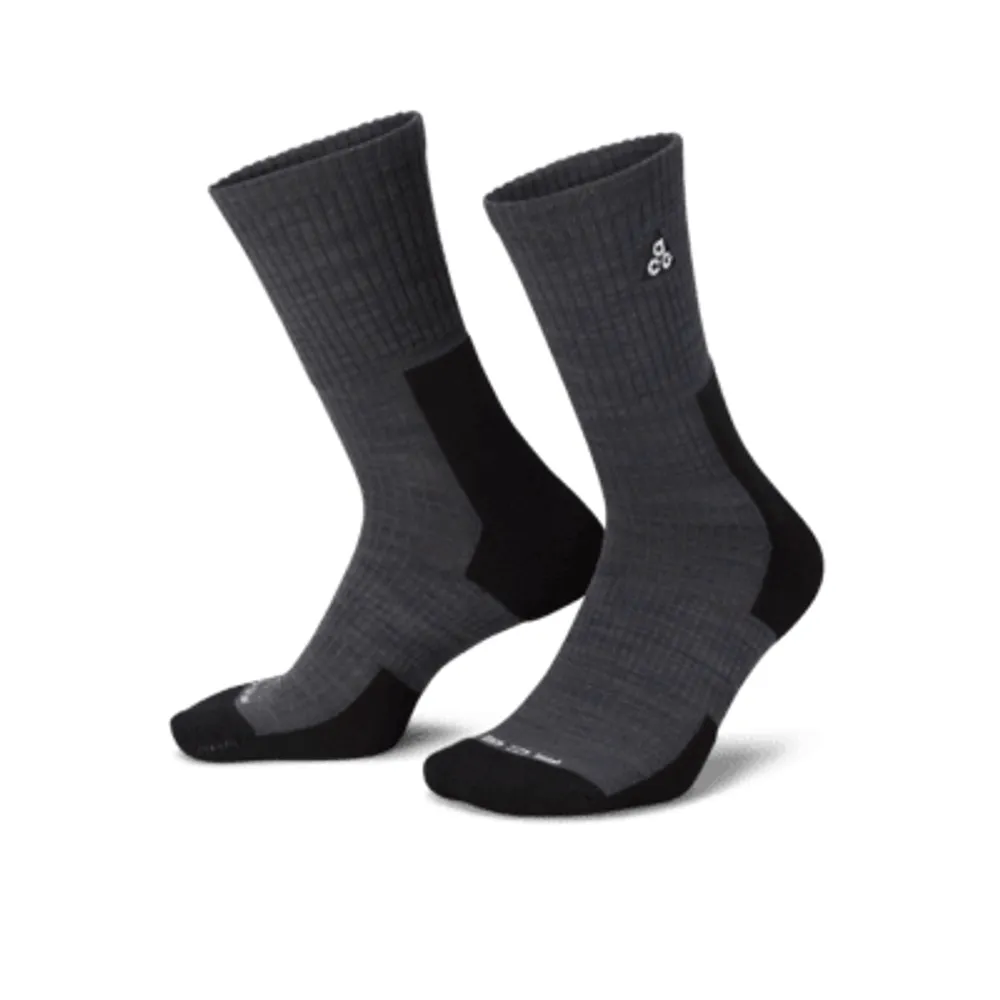 Nike ACG Everyday Cushioned Crew Socks (1 Pair). Nike.com