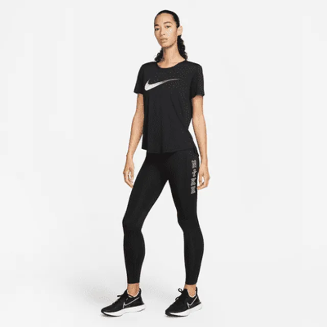 Nike, Swoosh Fast Women's Mid-Rise 7/8 Leggings