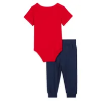 Nike Sportswear Bodysuit and Pants Set Baby Set. Nike.com