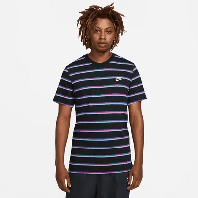 Nike Sportswear Men's T-Shirt. Nike.com