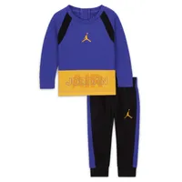 Jordan Baseline Raglan Crew Set Baby (3-6M) Set. Nike.com