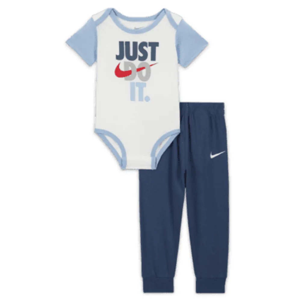 Giants Baby Boys 3-Piece Bodysuit, Pant, and Cap Set