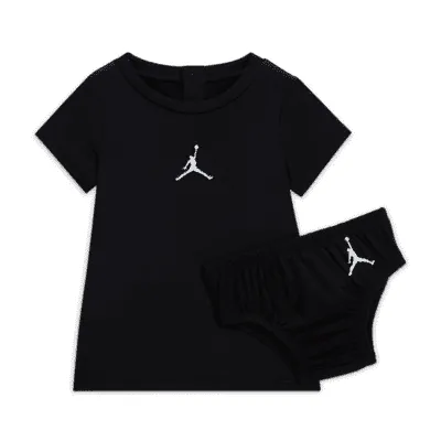 Jordan Baby (3-6M) Essentials Dress. Nike.com