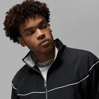 Jordan Essentials Men's Warm-Up Jacket. Nike.com