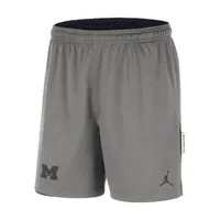 Jordan College Dri-FIT (Michigan) Men's Reversible Shorts. Nike.com