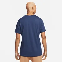 France Swoosh Men's Nike T-Shirt. Nike.com