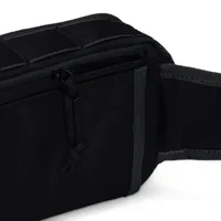 Nike Utility Speed Fanny Pack (2L). Nike.com