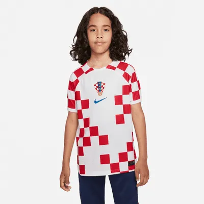 Croatia 2022/23 Stadium Home Big Kids' Nike Dri-FIT Soccer Jersey. Nike.com