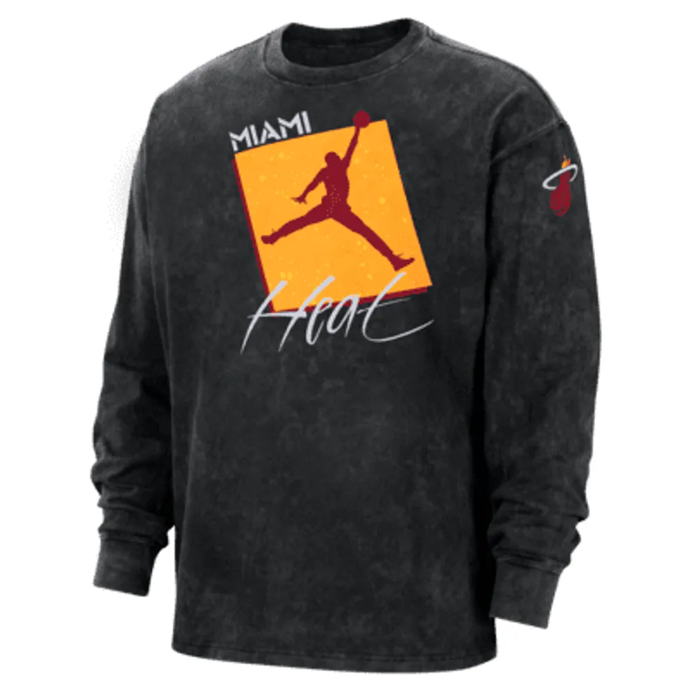 Miami Heat Courtside Statement Edition Men's Jordan Max90 NBA Long-Sleeve T-Shirt. Nike.com