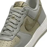 Nike Air Force 1 '07 LV8 Men's Shoes. Nike.com