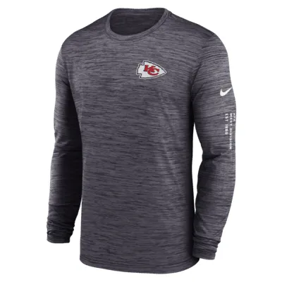 Nike Men's Dri-Fit Sideline Team (NFL Kansas City Chiefs) Long-Sleeve T-Shirt in Red, Size: Medium | 00LX65N7G-0BI