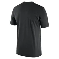 Miami Heat Essential Men's Nike NBA T-Shirt. Nike.com