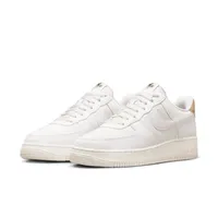 Nike Air Force 1 '07 LV8 Men's Shoes. Nike.com