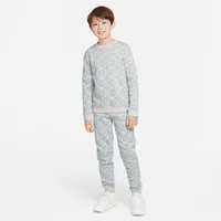 Nike Sportswear Club Fleece Big Kids’ Holiday Sweatshirt. Nike.com