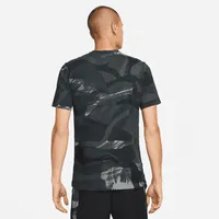 Nike Dri-FIT Men's Camo Print Training T-Shirt. Nike.com