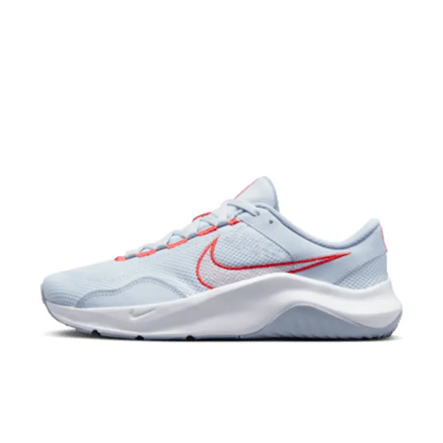 Nike Air Indy Deep V Women's Light-Support Lightly Lined Sports