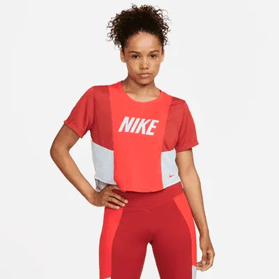 Nike Dri-FIT One Women's Color-Block Short-Sleeve Training Crop Top. Nike.com