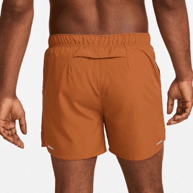 Calções Nike Dri-FIT ADV Run Division Men s 4 Brief-Lined Running Shorts 