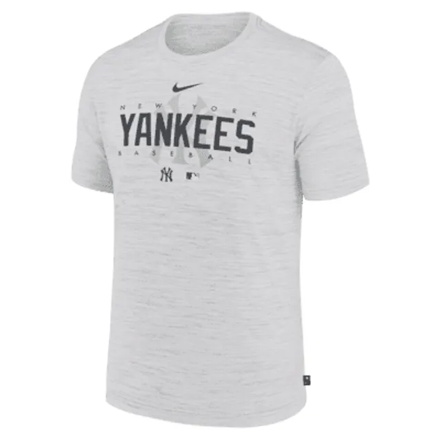 Nike New York Yankees T-Shirts for Men