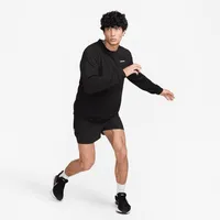 Nike Dri-FIT Track Club Men's Fleece Long-Sleeve Crew Neck Running Sweatshirt. Nike.com