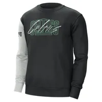 Boston Celtics Courtside Men's Nike NBA Fleece Sweatshirt. Nike.com