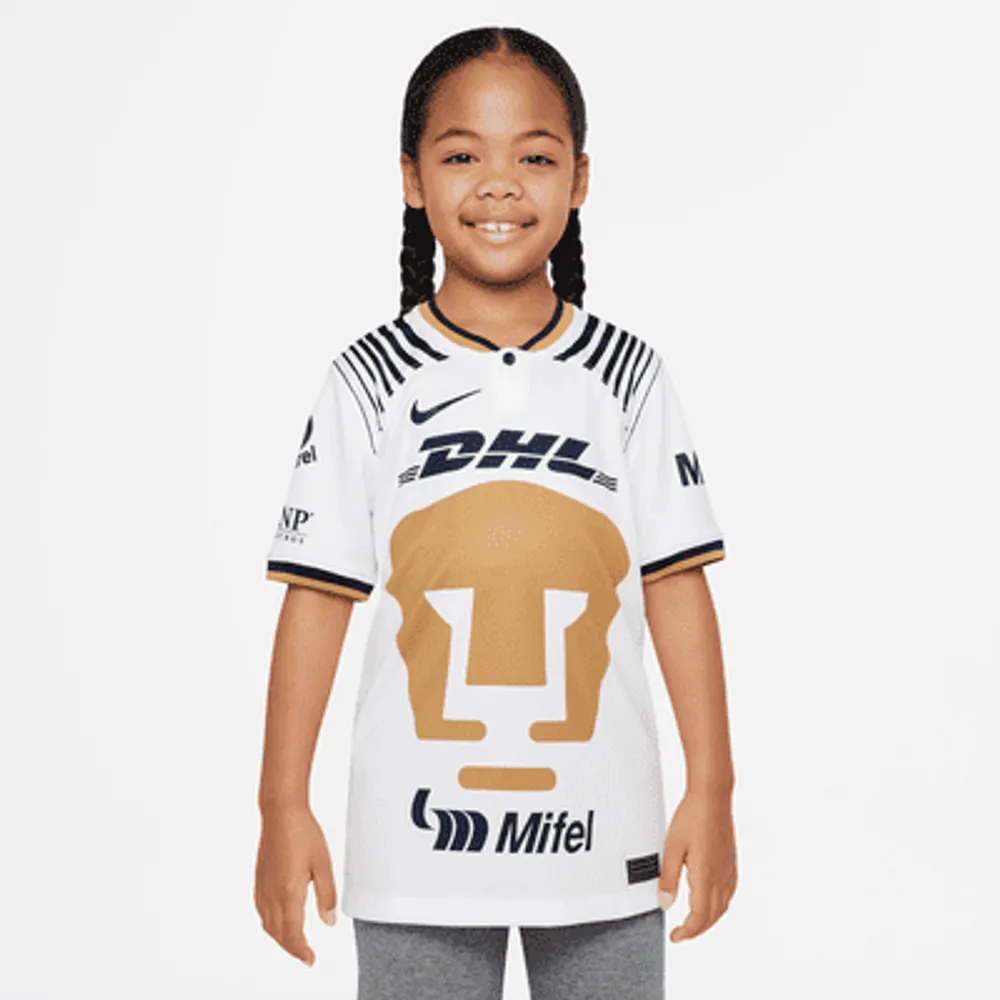 Pumas UNAM 2022/23 Stadium Home Big Kids' Nike Dri-FIT Soccer Jersey. Nike.com