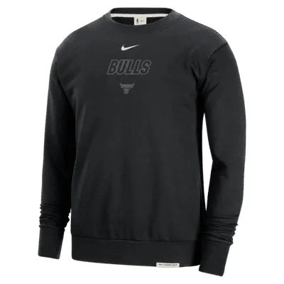 Chicago Bulls Standard Issue Men's Nike Dri-FIT NBA Sweatshirt. Nike.com