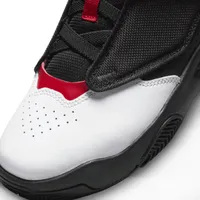 Jordan Max Aura 4 Little Kids' Shoes. Nike.com