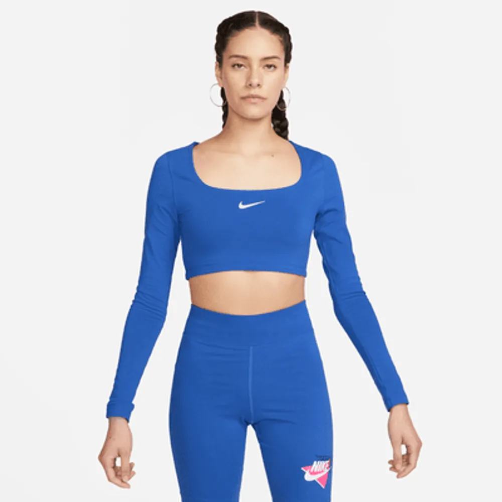 Nike Sportswear Women's Long-Sleeve Crop Top.