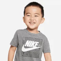 Nike Sportswear Club Shorts Set Toddler Set. Nike.com