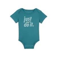 Nike E1D1 Bib and Bodysuit Set Baby Set. Nike.com