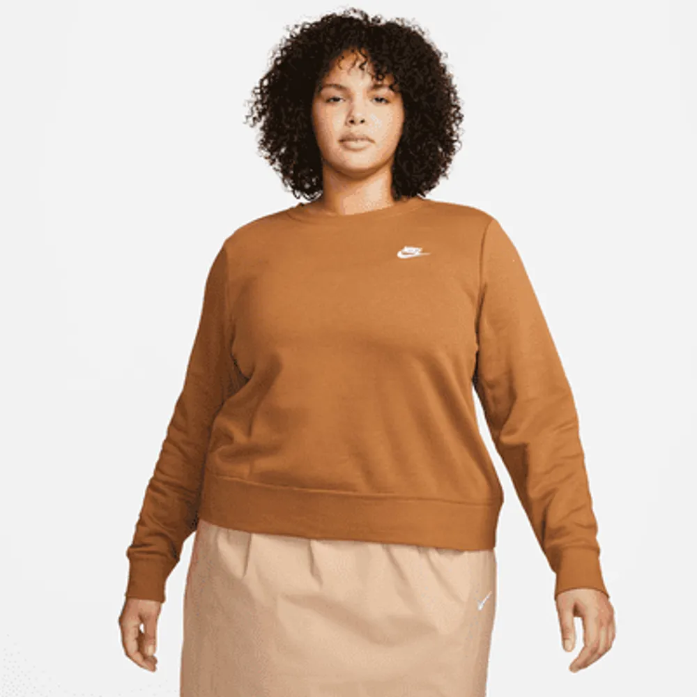 Nike Sportswear Club Fleece Women's Crew-Neck Sweatshirt (Plus Size). Nike.com