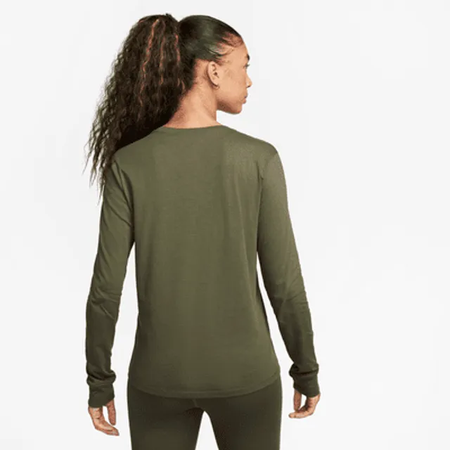 Nike Sportswear Essentials Women's Long-Sleeve Logo T-Shirt. Nike.com