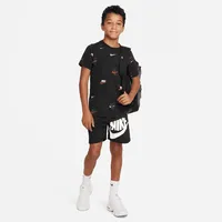 Nike Sportswear Big Kids' (Boys') T-Shirt. Nike.com