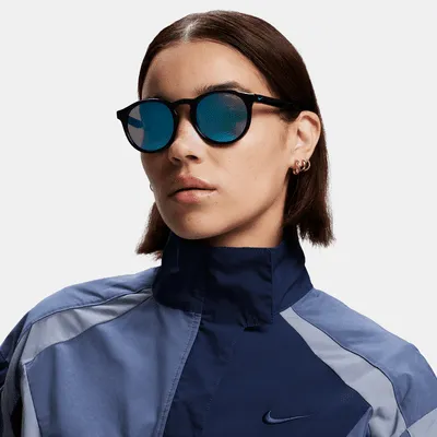 Nike Swerve Polarized Sunglasses. Nike.com