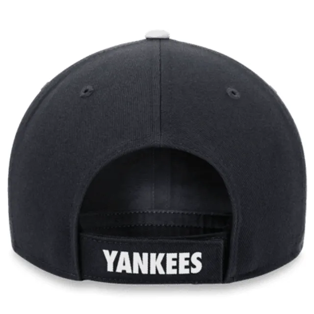 Men's New York Yankees Nike Navy/White Classic99 Colorblock Performance  Snapback Hat