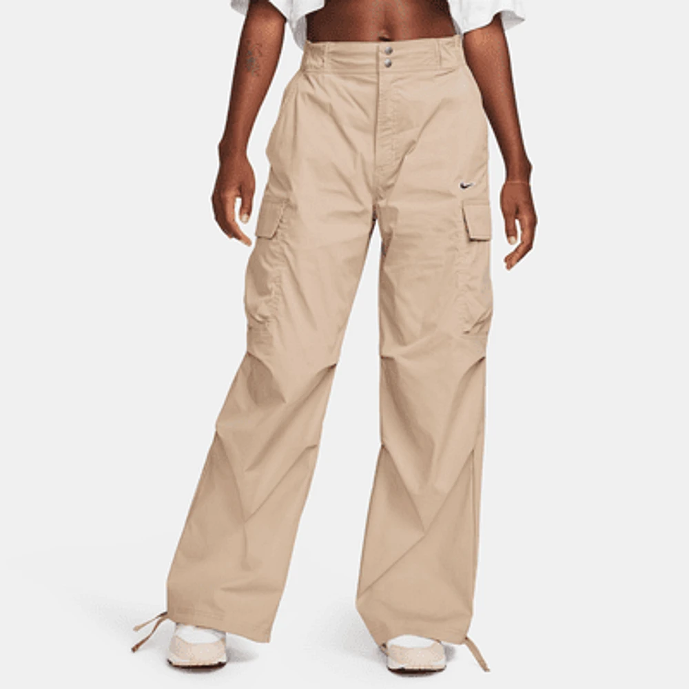 Nike Sportswear Women's High-Waisted Loose Woven Cargo Pants. Nike.com