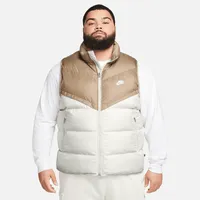 Nike Storm-FIT Windrunner Men's Insulated Vest. Nike.com