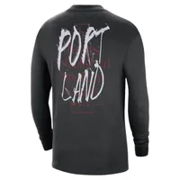 Portland Trail Blazers Courtside Max90 Men's Nike NBA Long-Sleeve T-Shirt. Nike.com